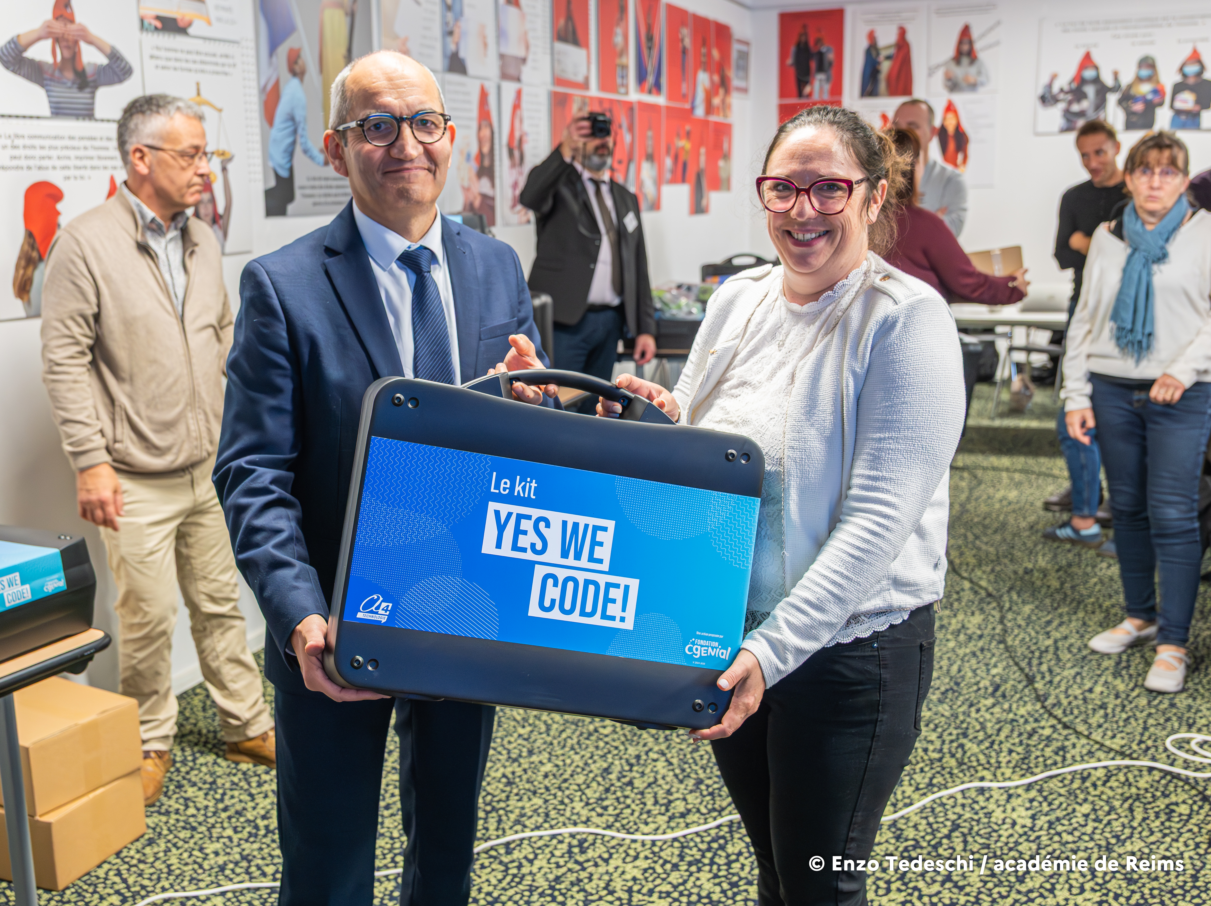 distribution malle yes we code